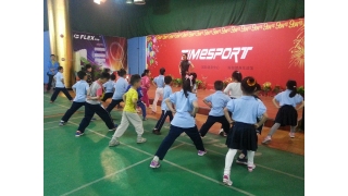 山师二附中小学部一年级一班羽毛球公开体验课